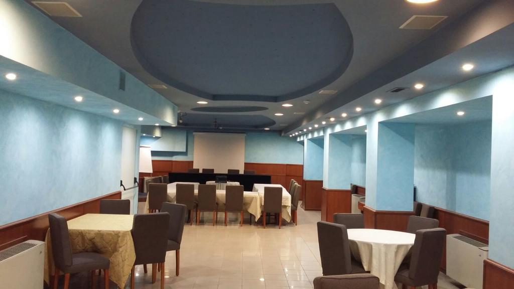 Hotel Malaga Avellino Bagian luar foto